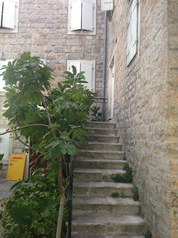 London Apartment Budva Luaran gambar